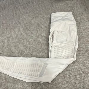 Alo yoga motto leggings